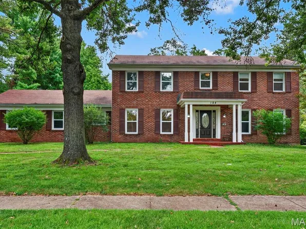 184 Gunston Hall Ct, Chesterfield, MO 63017