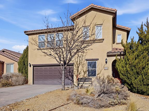 4th image of 232 Loma Linda Loop NE