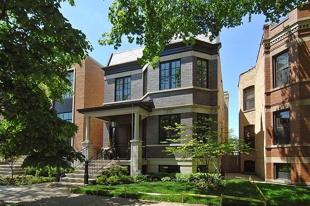 1st image of 3846 N Oakley Ave