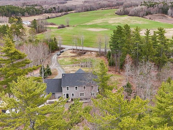 2nd image of 561 Hall Rd