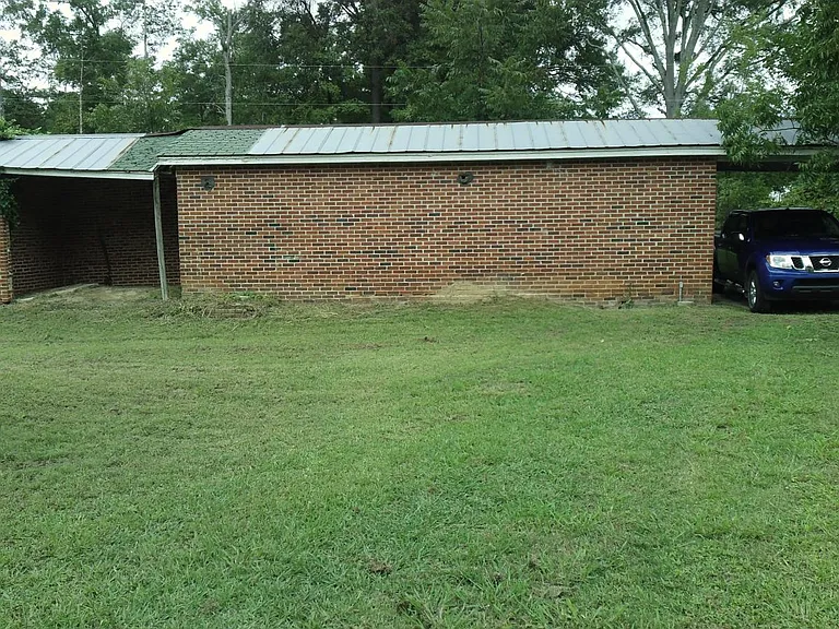 135 Sandy Landing Rd — Photo 6