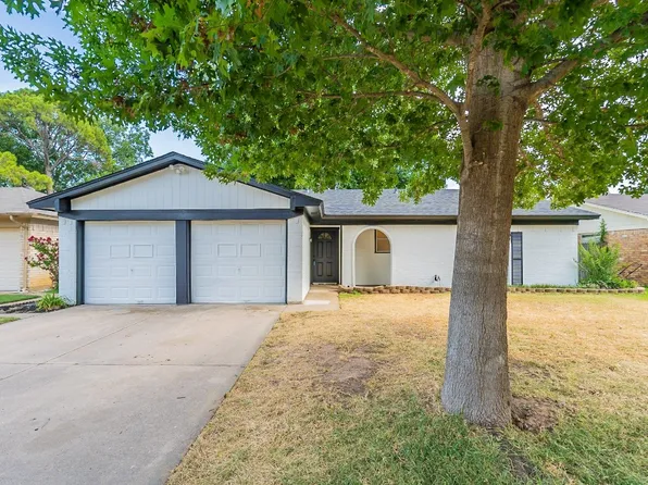 1608 Knoxville Dr, Bedford, TX 76022