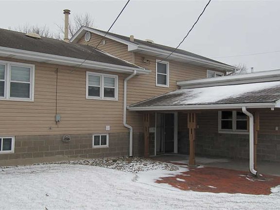 2nd image of 711 28th Ave