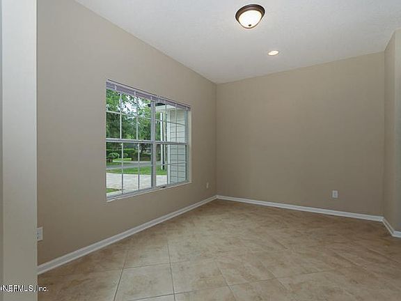 20150821145852807107000000-o