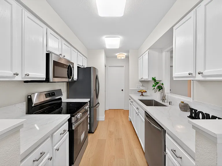 726 Buena Vista Pl — Photo 15