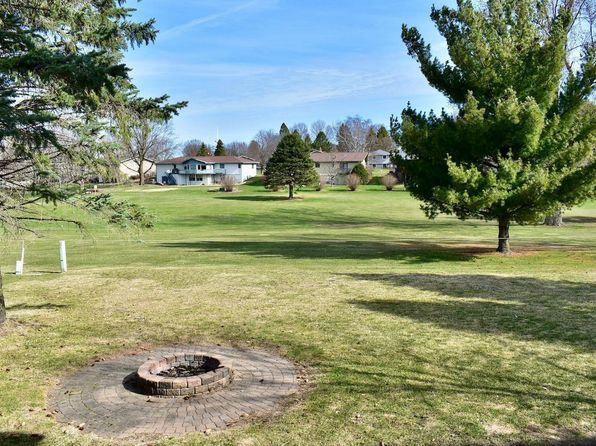 100 Benson Dr, Lewiston, MN 55952
