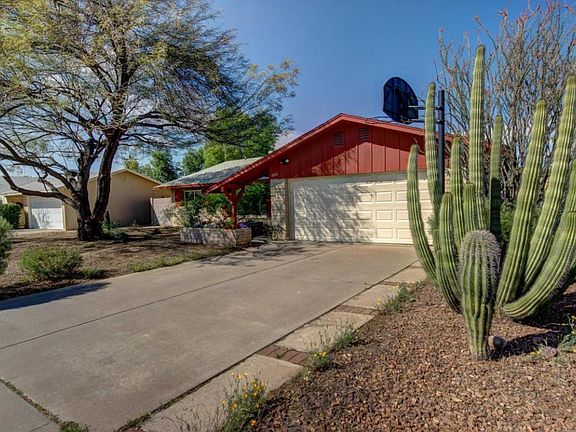4th image of 1048 E Frost Dr