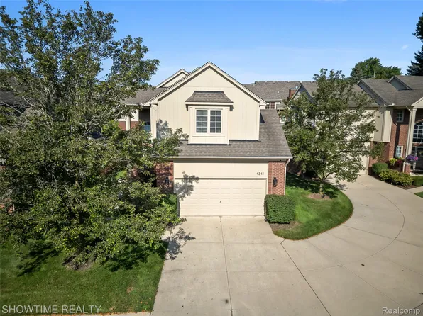 4341 Summer Pl, Shelby Township, MI 48316
