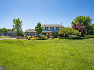 935 N Island Rd, Columbus, NJ 08022