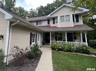 5412 Richland Rd, Pleasant Plains, IL 62677