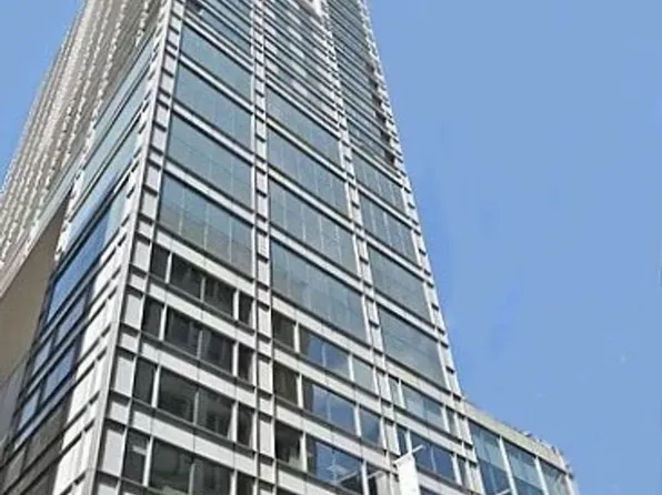 8 E Randolph St, Chicago, IL