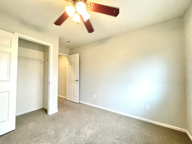 368 Smith Cir — Photo 12