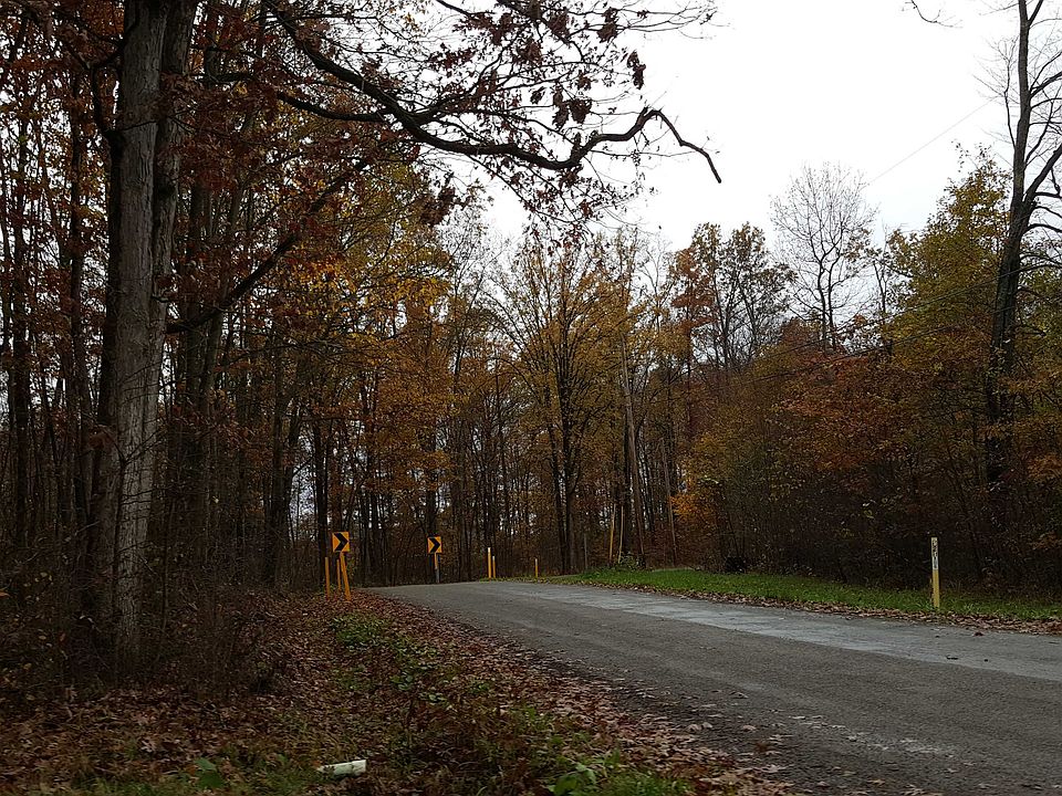 2nd image of 1325 Prentice Rd