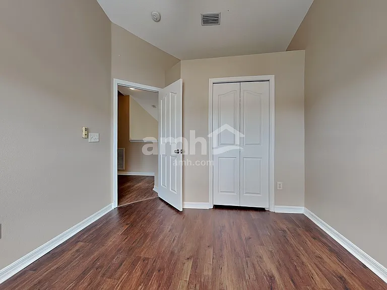 10602 Drayton Ct — Photo 20