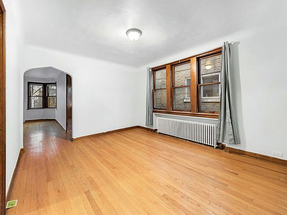 5th image of 1830 Oak Park Ave