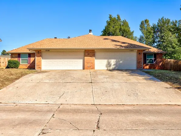 1320 Summerton Pl, Yukon, OK 73099