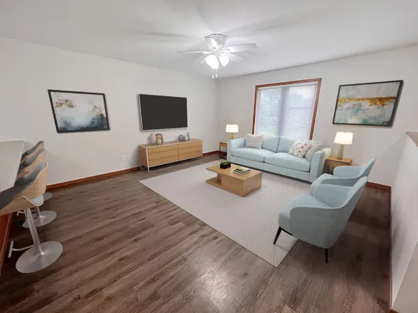 West Ames Townhome with Private Entry & Garage Included, 1407 Georgia Ave #B1df75a85, Ames, IA 50014