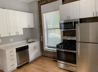 1023 W Grace St APT 1E, Chicago, IL 60613