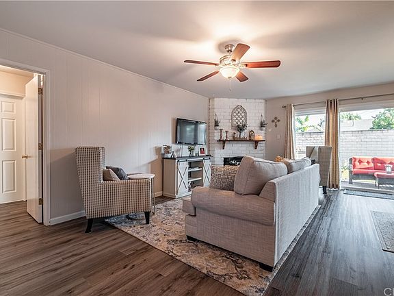 5th image of 8470 Phlox Dr