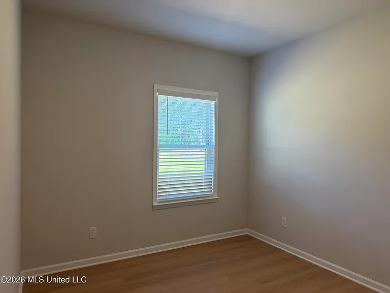 410 Hidden Reed Ct — Photo 10