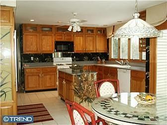 2nd image of 12 Rosewood Ct