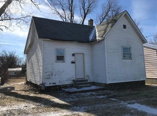 413 E Garfield Ave, Decatur, IL 62526