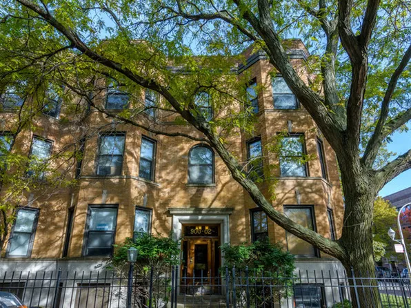 900 W Grace St APT G, Chicago, IL 60613