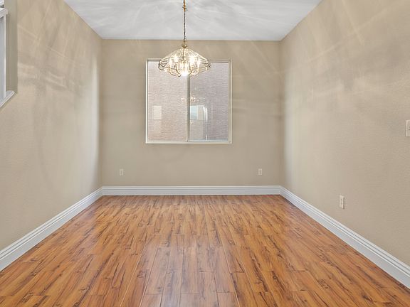 3rd image of 6732 Pastel Camellia St