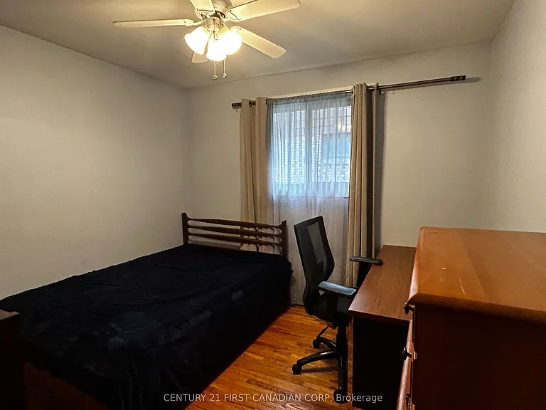 460 Castlegrove Blvd #1 — Photo 9