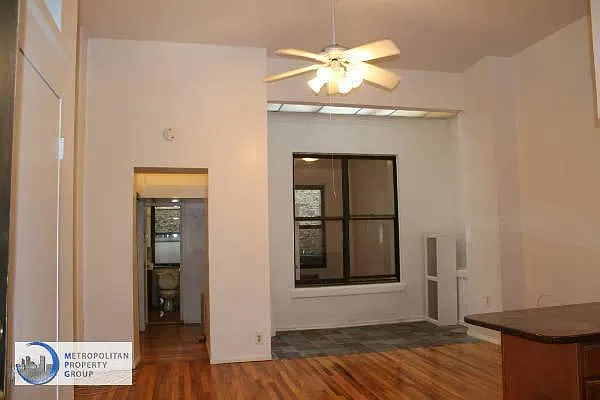 Rented by Metropolitan Property Group | media 7
