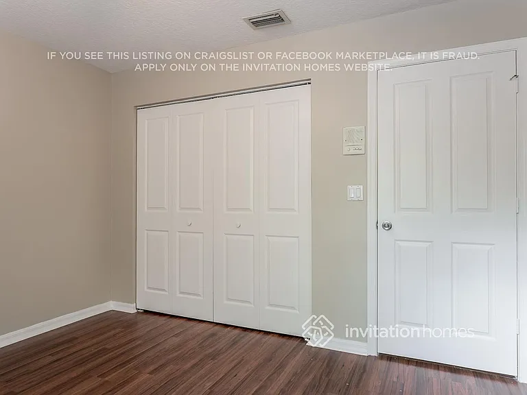 7729 Cedar Hurst Ct — Photo 12