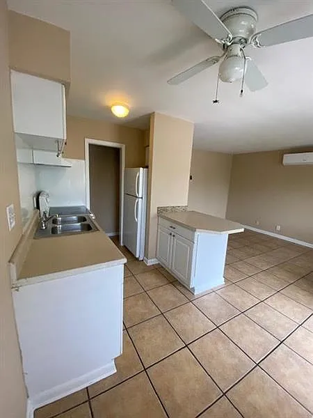 1440 Miami Road — Photo 4