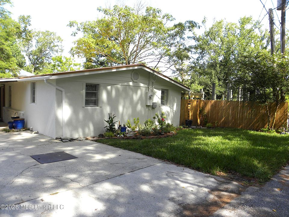 1st image of 11447 Summer Lane Rd