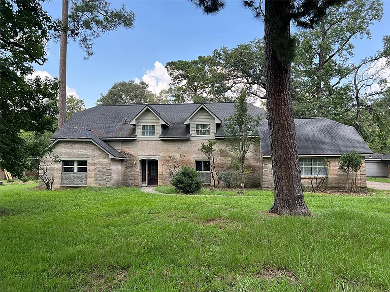 803 Glen Hollow Dr — Photo 1