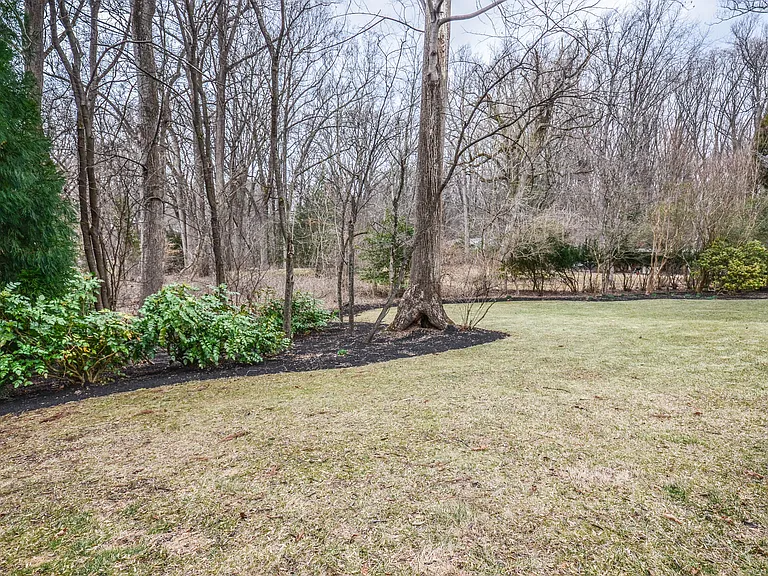 9108 Weant Dr — Photo 61