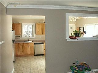 3rd image of 191 Lake Dr