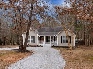 273 Horseshoe Rd, Central, SC 29630