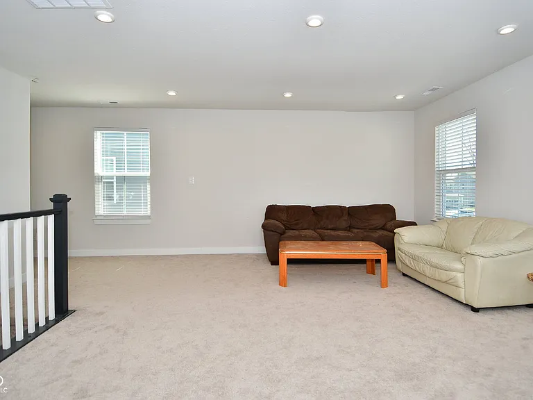 379 Gathering Ln — Photo 22