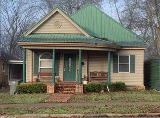 612 3rd St, Hot Springs, AR 71913