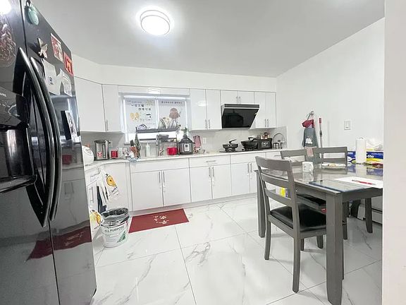 5th image of 2 S Brush Dr Floor 2