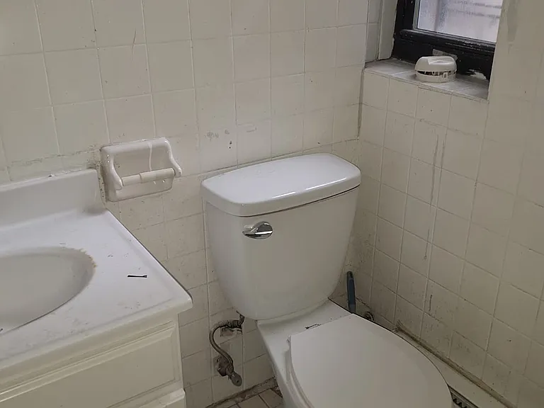 85 Bruce Ave #2S — Photo 6