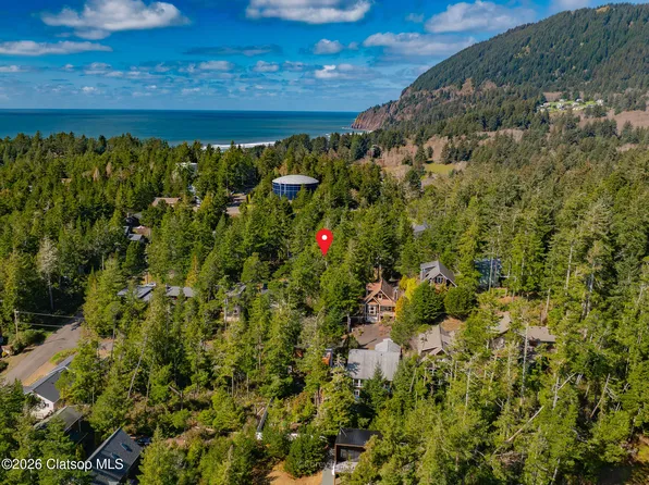 18th St, Manzanita, OR 97130