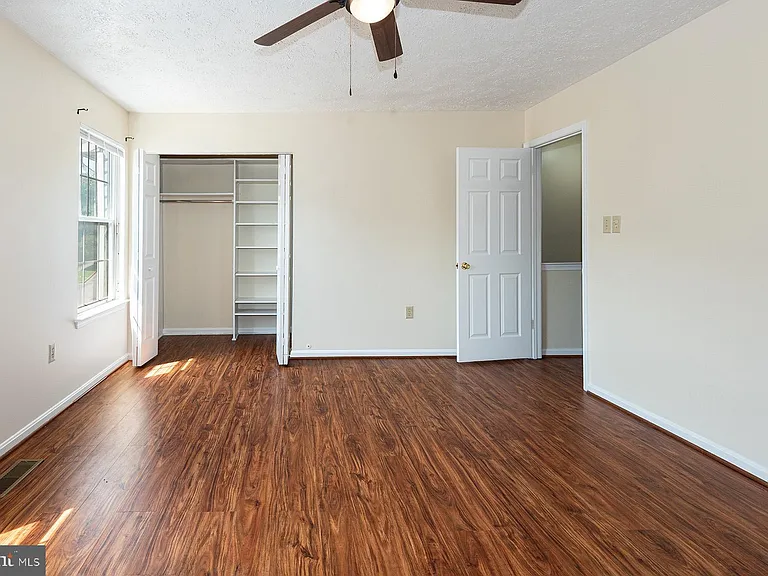 2406 Rosecroft Ct — Photo 20