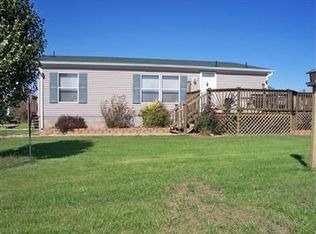 404 Hedge Apple Dr, Strafford, MO 65757