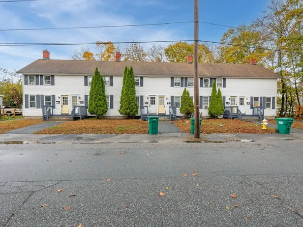 C 38th St, Whitinsville, MA 01588