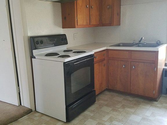 3rd image of 317 S Potomac St APT 2
