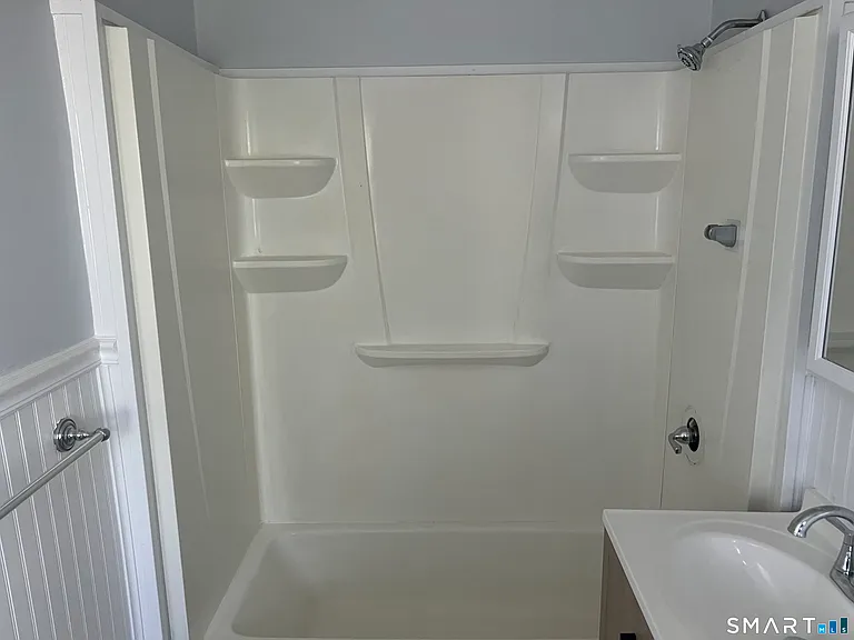 24 Circular Ave #3B — Photo 18