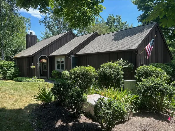 14 Andrews Way, Canandaigua, NY 14424