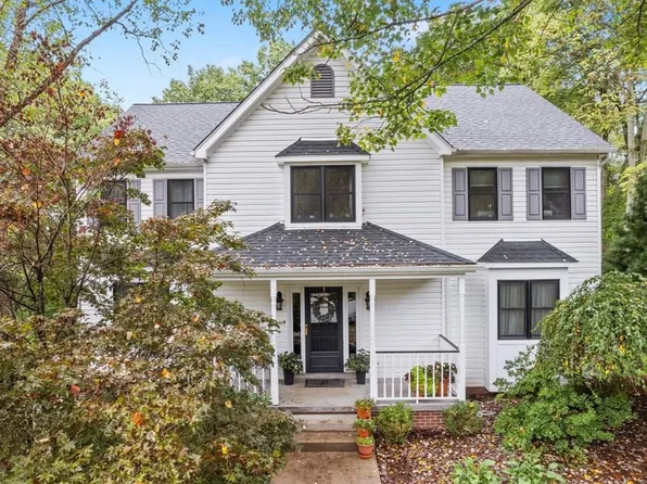 121 Black Oak Dr, Cheswick, PA 15024