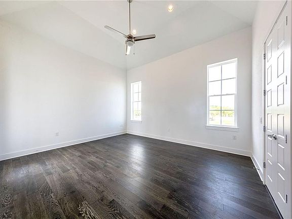4th image of 4511 Night Owl Ln #18